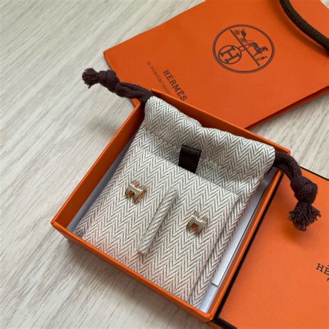 hermes mini pop h耳環奶茶色|hermes pop h mini pendant.